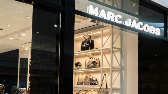 Kwakkelend LVMH stoot dochter af voor een miljard