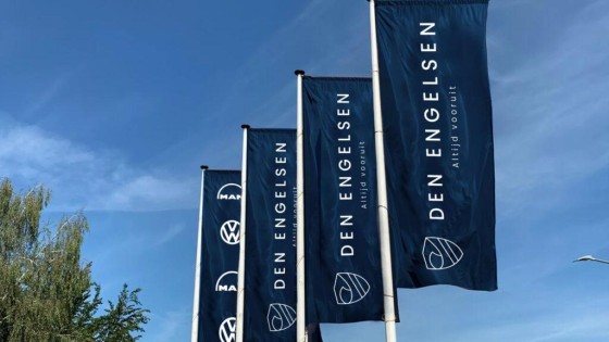 Den Engelsen Bedrijfswagens doet zesde overname