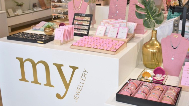 My Jewellery in zee met Freshstream Investment