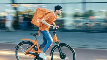 Just Eat Takeaway wil ruim een miljard ophalen