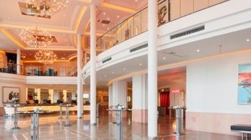 'Stage Entertainment onderzoekt beursgang'