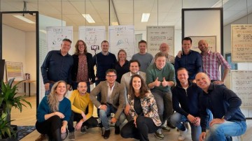 Eigenaar voegt arbeidsbemiddelaars samen