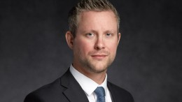 Erik Koster van Loyens naar AKD