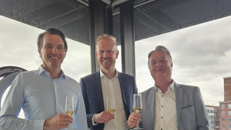 Hengelose Webton sluit zich aan bij Blue Dragon Groep