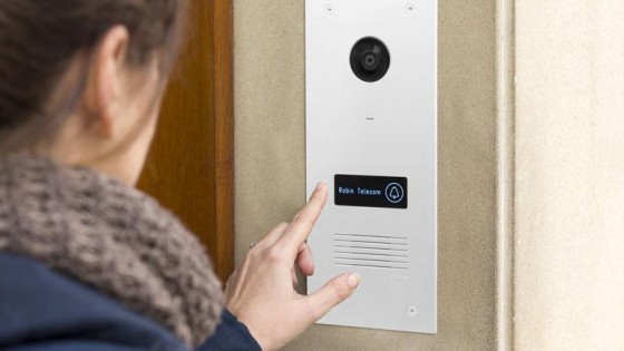 Specialist in deurbeltechnologie naar Franse CDVI