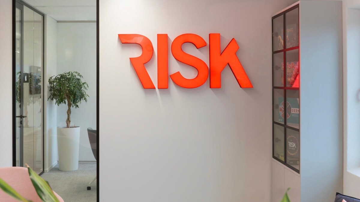 RISK Verzekeringen neemt Verhelijkdirect.com over.
