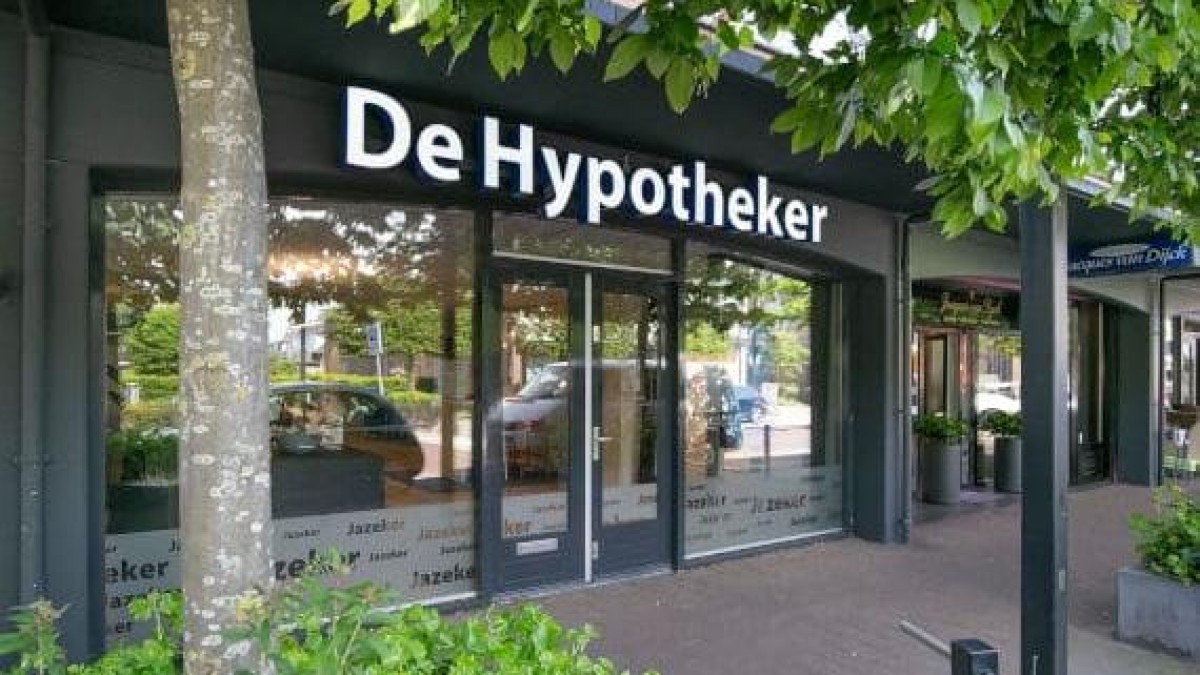 De Hypotheker neemt verzekeraar Woongarant over