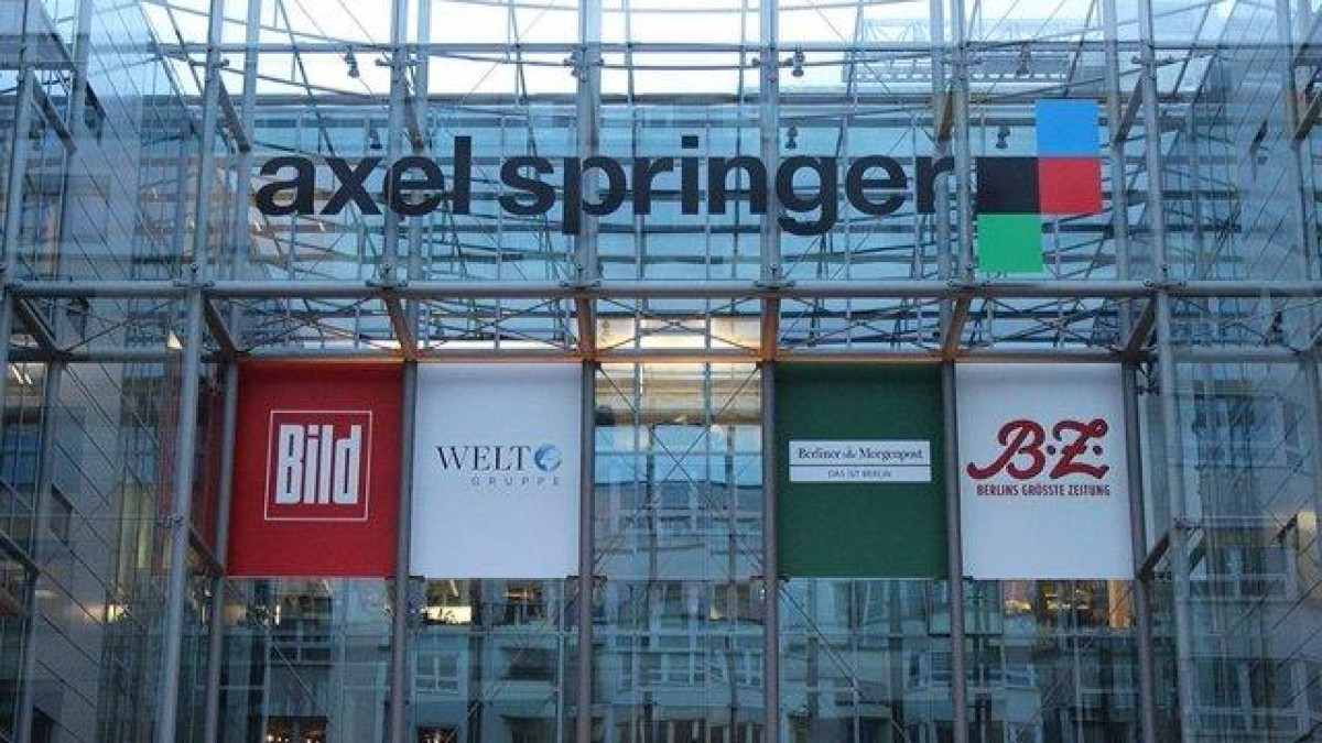 Uitgever Axel Springer splitst concern in tweeën