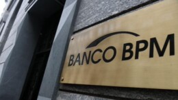 In Italië is de overnamestrijd ontbrandt rond de oudste bank ter wereld