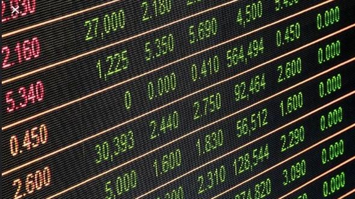 Deliveroo schaaft aan waardering, na bezwaren beleggers