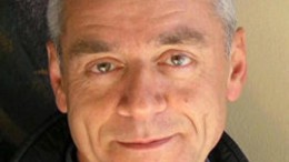 Hoogleraar Hans Schenk: “Bij fusies blijkt achteraf of er een kat in de zak is gekocht.”