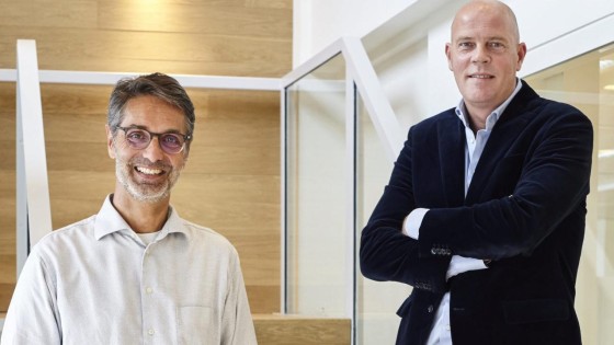 “We hadden slaapzak en luchtbed bij elkaar op kantoor tijdens de overname”