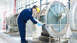 Stahl verkoopt chemietak aan Brusselse investeerder