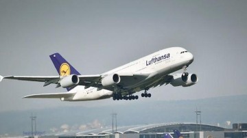 Duitsland verkoopt een deel van zijn belang in Lufthansa