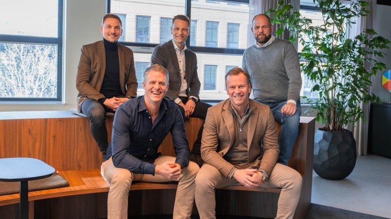 Strikwerda-dochter trapt 2024 af met een dubbeldeal