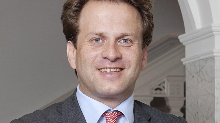 Jones Day houdt Floris Pierik langer aan boord als partner