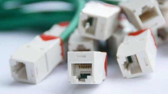 Zes IT-bedrijven bundelen krachten