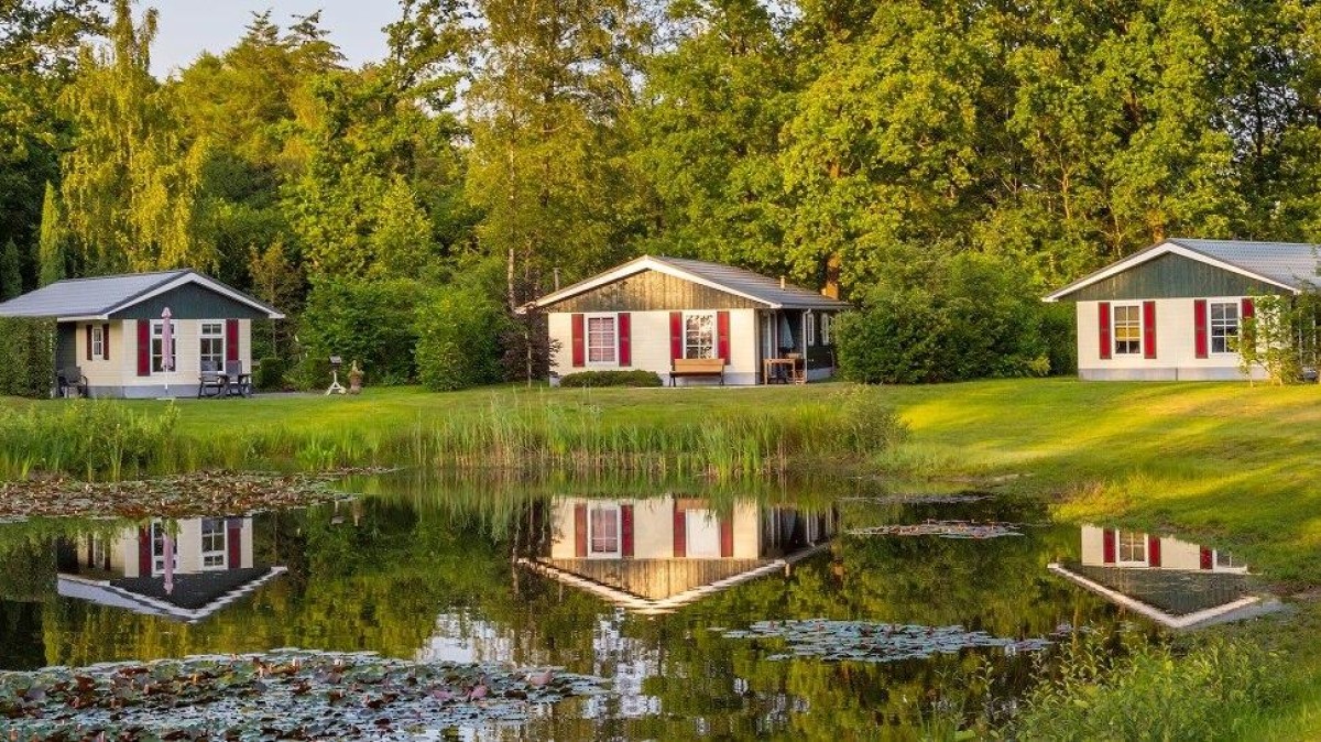 Roompot moet parken verkopen voor overname Landal