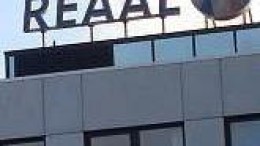 Dijsselbloem verkoopt Reaal aan hoogste bieder met juiste papieren