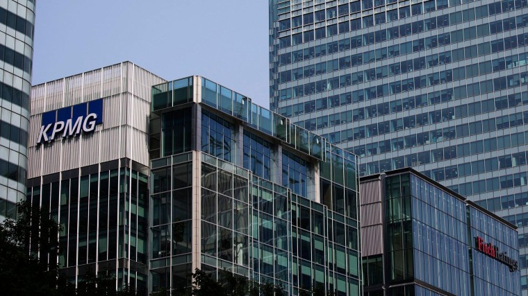 KPMG UK zet het mes in het dealadviesteam