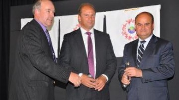 CEO TenCate treedt af na overname Gilde