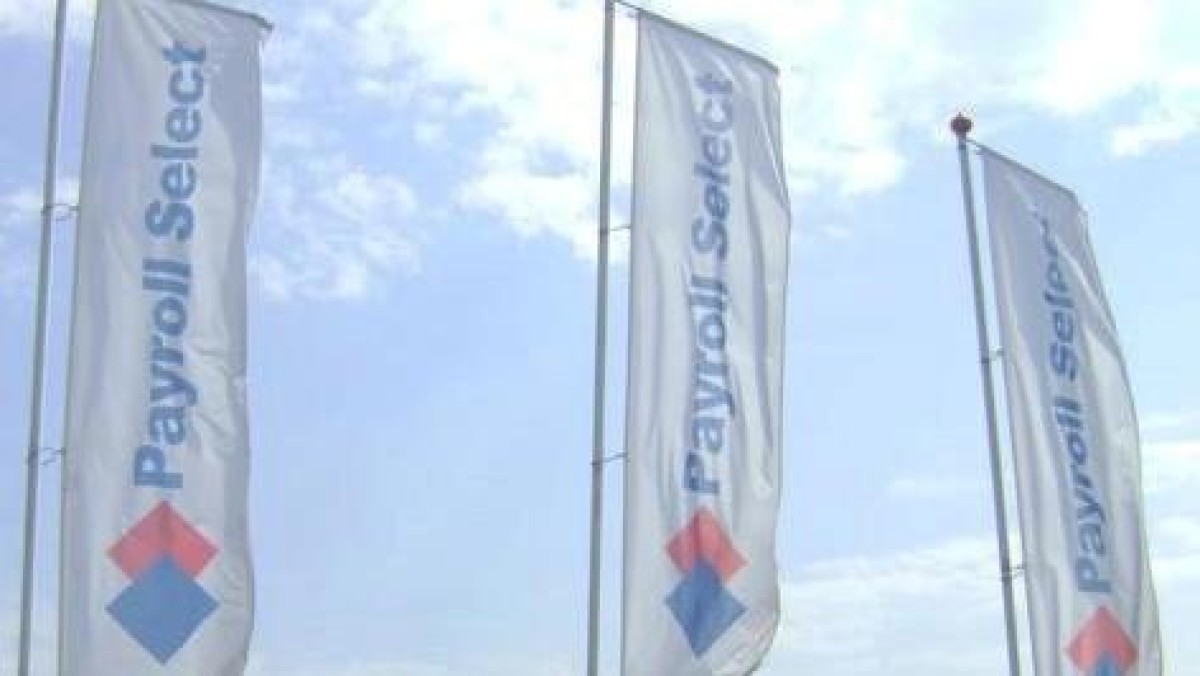 Payroll Select neemt Zember over