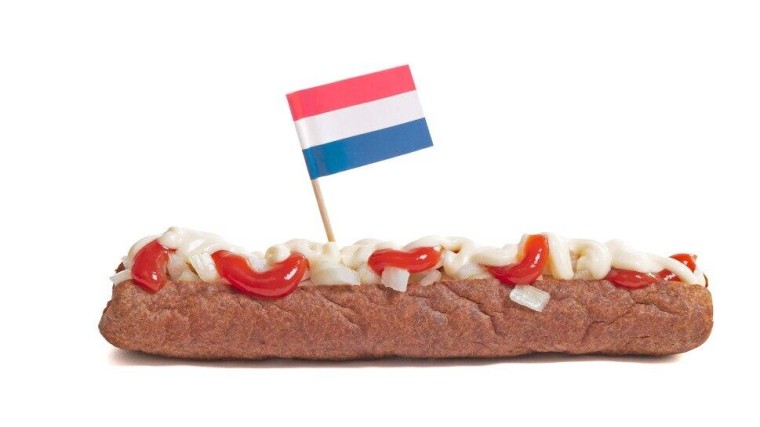 Egeria doet frikandellen van de hand