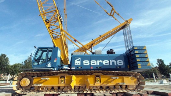 Kraanbedrijf Sarens stapt in Italiaanse specialist