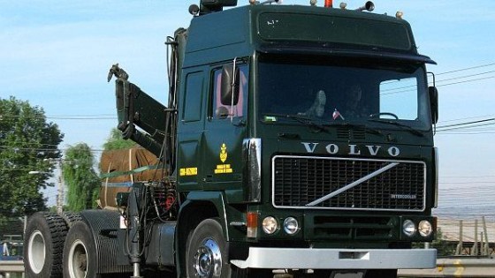 Cevian verkoopt belang in truckbedrijf Volvo
