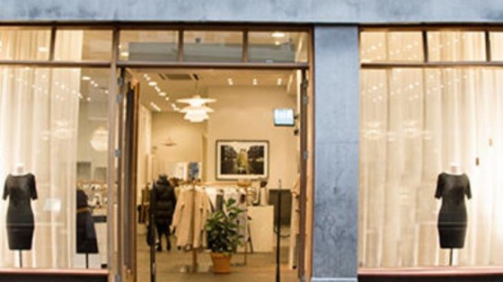 Weer eindigt een modeketen op de schroothoop