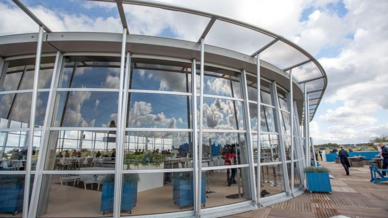 NPM verkoopt tentenleverancier aan Gilde