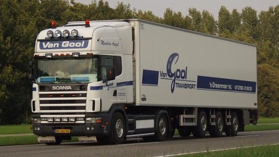 Jong transportbedrijf Van Dijck neemt oude rot over