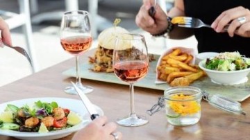 Van der Valk wil Nederlandse tak Autogrill overnemen