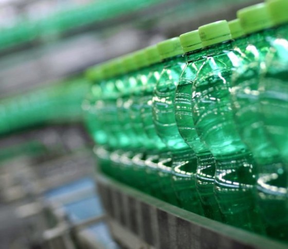 Refresco neemt blikjesvuller DIS over