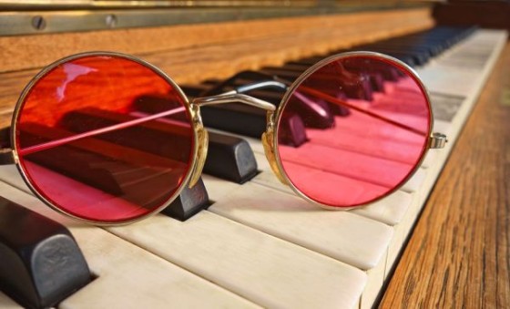 Eigenaar RayBan wil Pearle-moeder totaal kopen