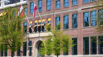 "Fusie Gilissen en Insinger kost vijftig banen"