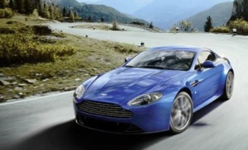 Autobouwer Aston Martin speurt naarstig naar een deal