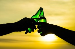 Heineken vindt koper voor Russische activiteiten