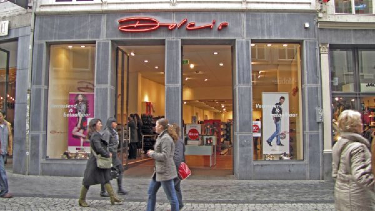 20 Dolcis-winkels naar Nelson Schoenen